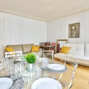 Appartement Quartier Champs-elysees 3, Paris